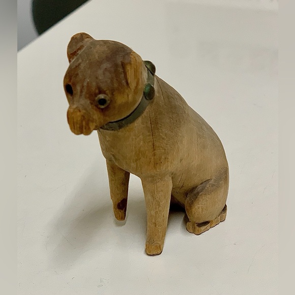 Late 19th Century Antique Rustic Primitive Hand Carved Sitting Toy Dog Statuette - Picture 6 of 16